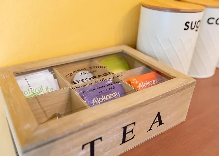 Charming With Reading Nook & View Nikósie