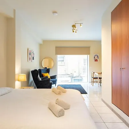Daire Charming With Reading Nook & View Lefkoşa