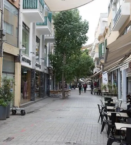 Apartament Charming With Reading Nook & View *