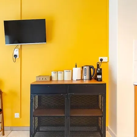 Charming With Reading Nook & View Apartment Nicosia